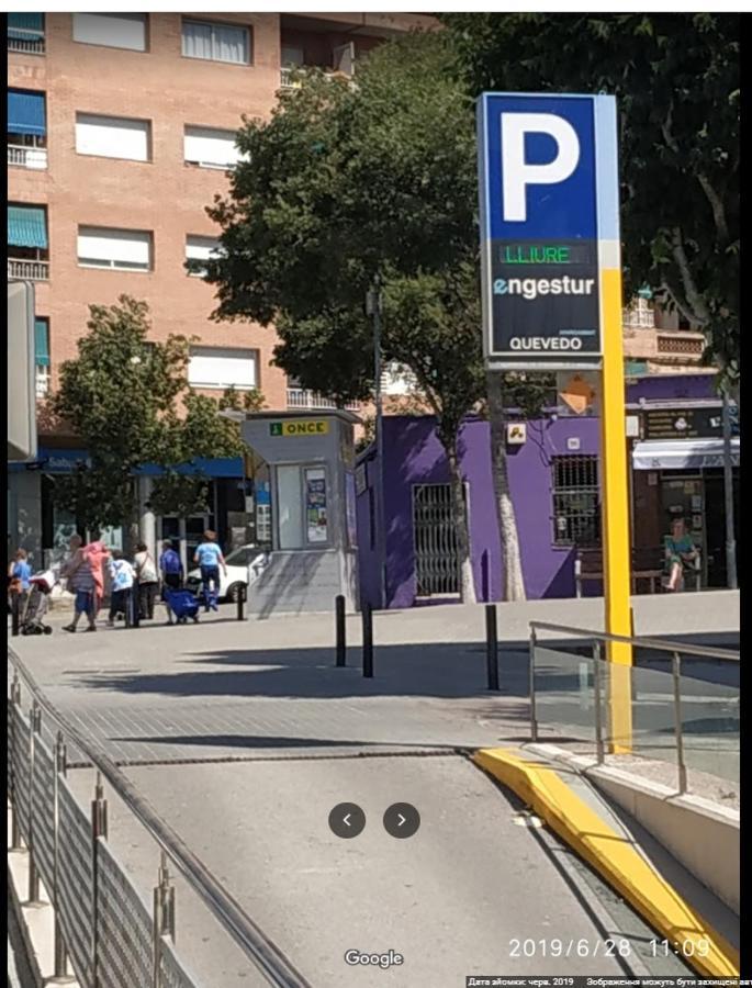 Apartmán Metro La Salut Badalona Exteriér fotografie